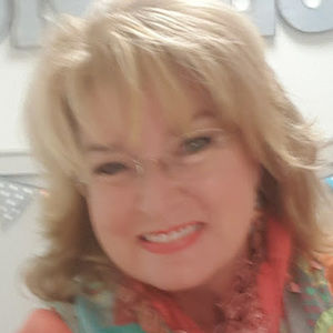 Meet your Posher, Renee